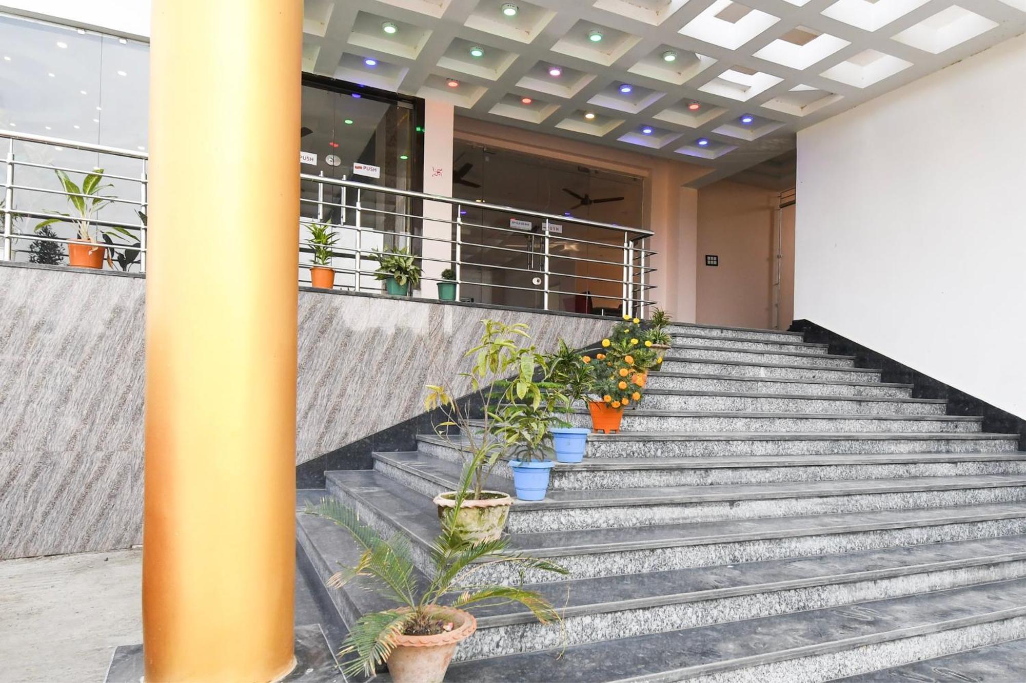 Hotel O Nilmadhab International Tarapith Luaran gambar