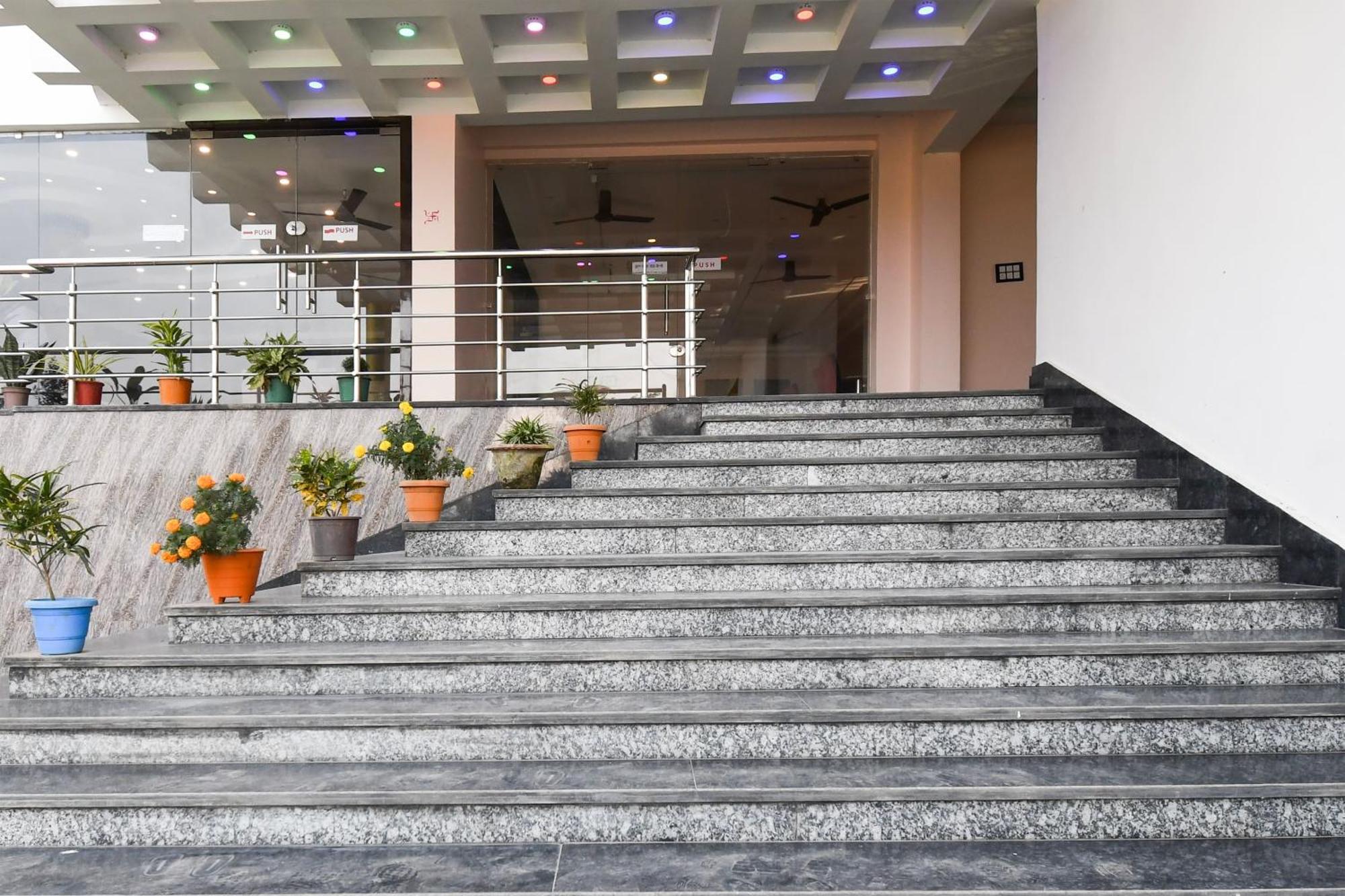 Hotel O Nilmadhab International Tarapith Luaran gambar